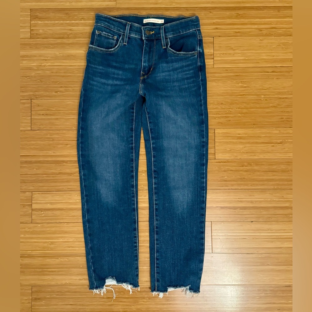 Levi’s 724 High Rise Straight Crop Jeans